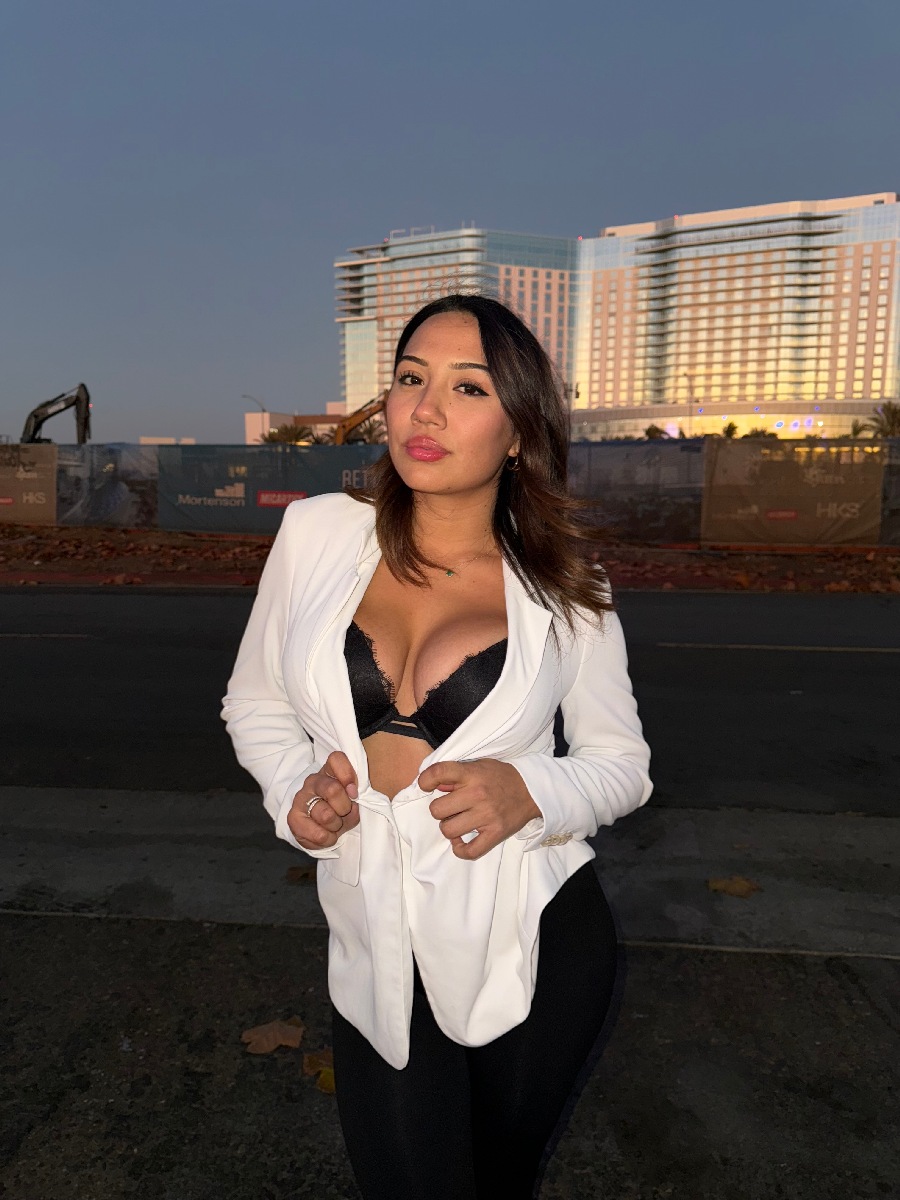 Take a pause and enjoy Ali Cruz — streaming from Sarajevo