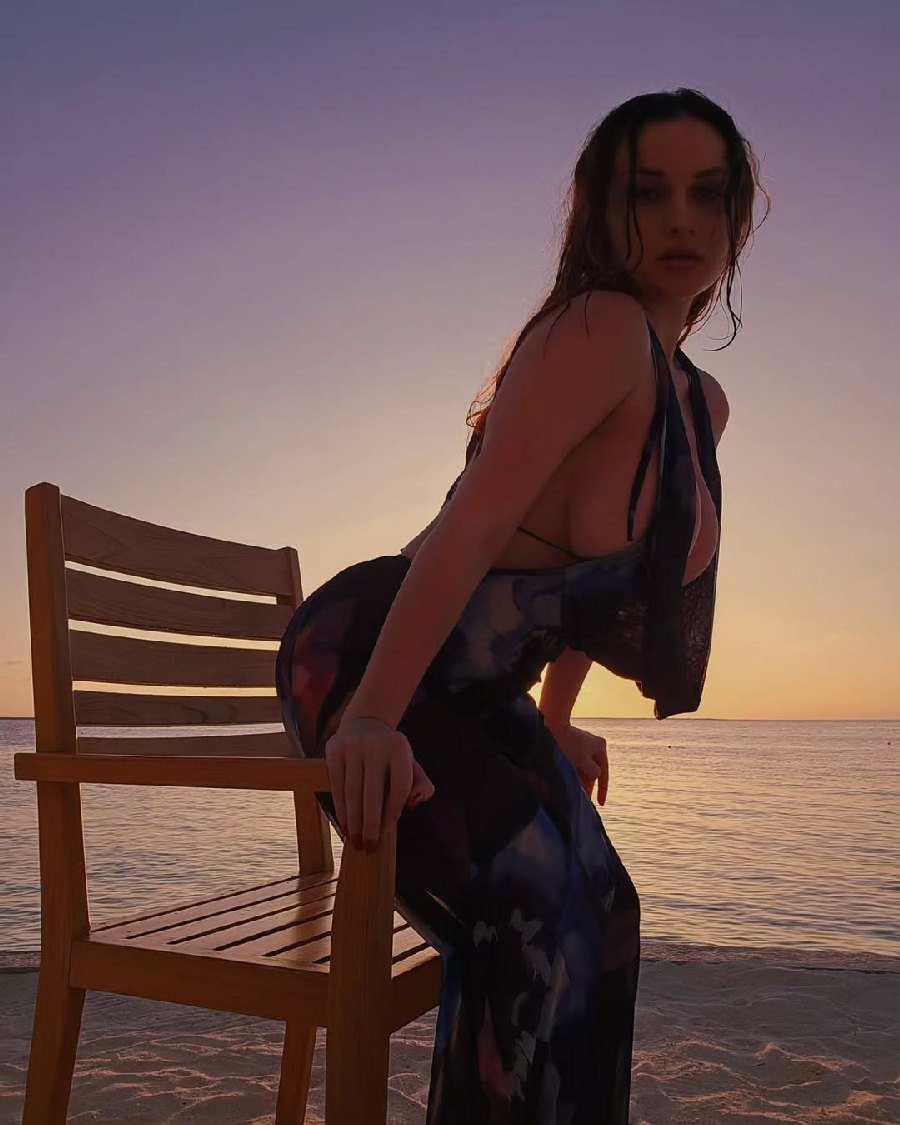 Sexy girl Miranda Faith nude in Sarajevo