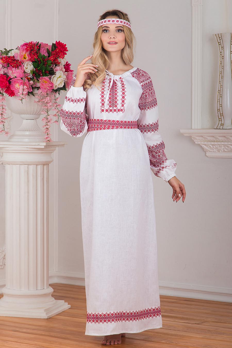 Women in Slavic costumes in Sarajevo