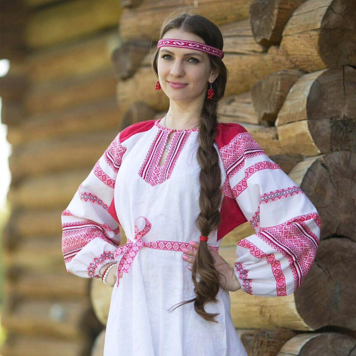 Girls in Slavic costumes in Sarajevo