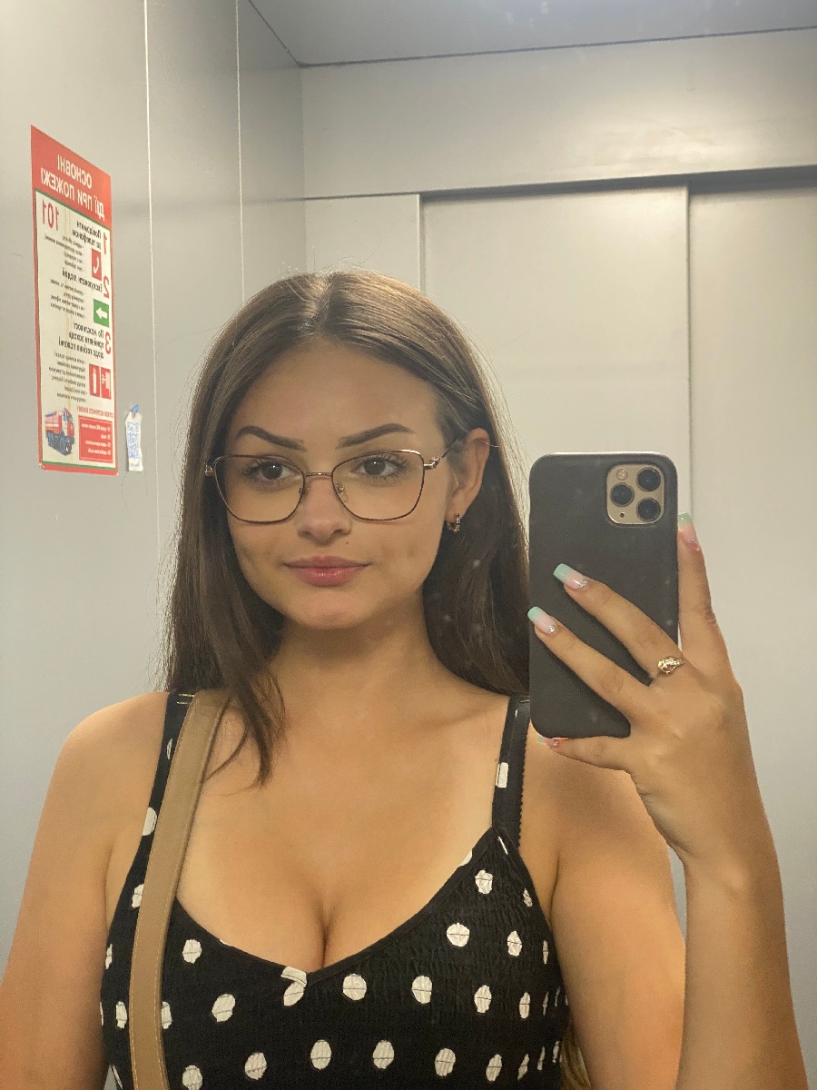 Sexy model Stacy in Sarajevo